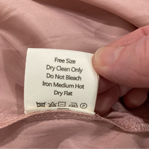 AW Bridal gown pink size 6 - Picture 11 of 11